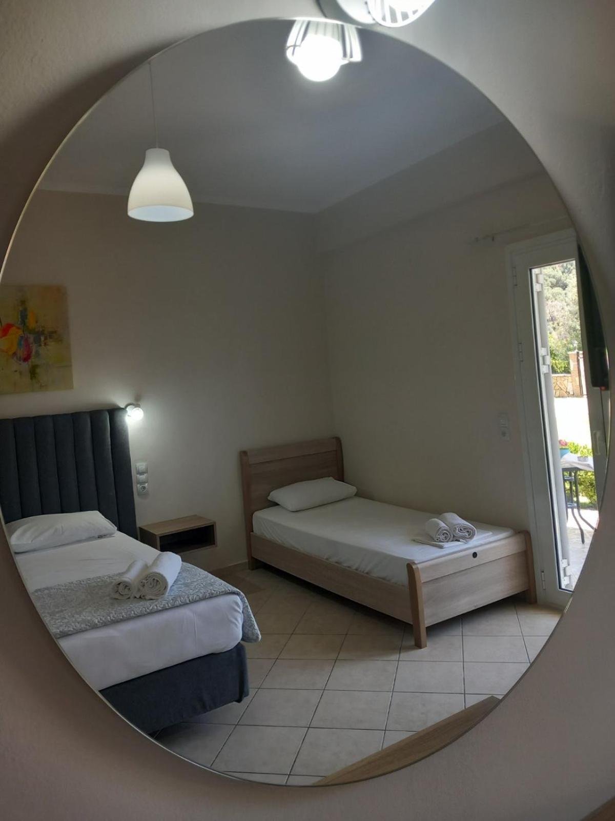 Nikos Dimas Studios Parga Esterno foto